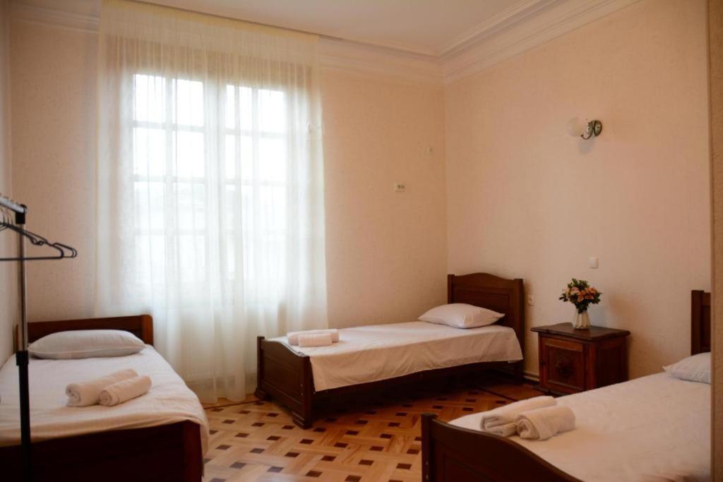 Hotel Tbilisi Marjani Esterno foto